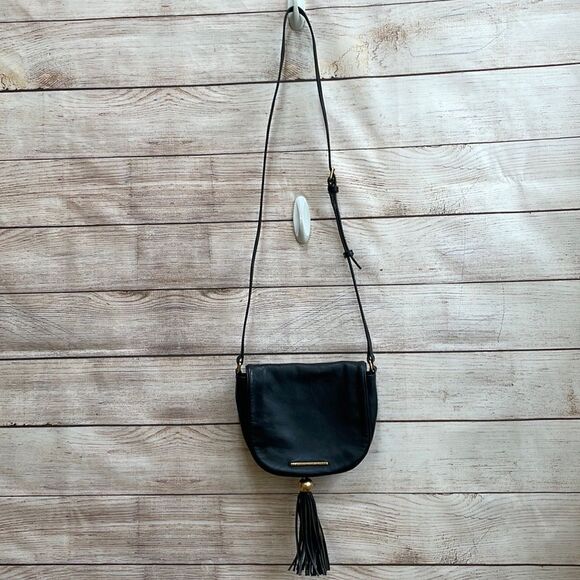 MARC BY MARC JACOBS BLACK LEATHER CROSSBODY - Picture 2 of 9